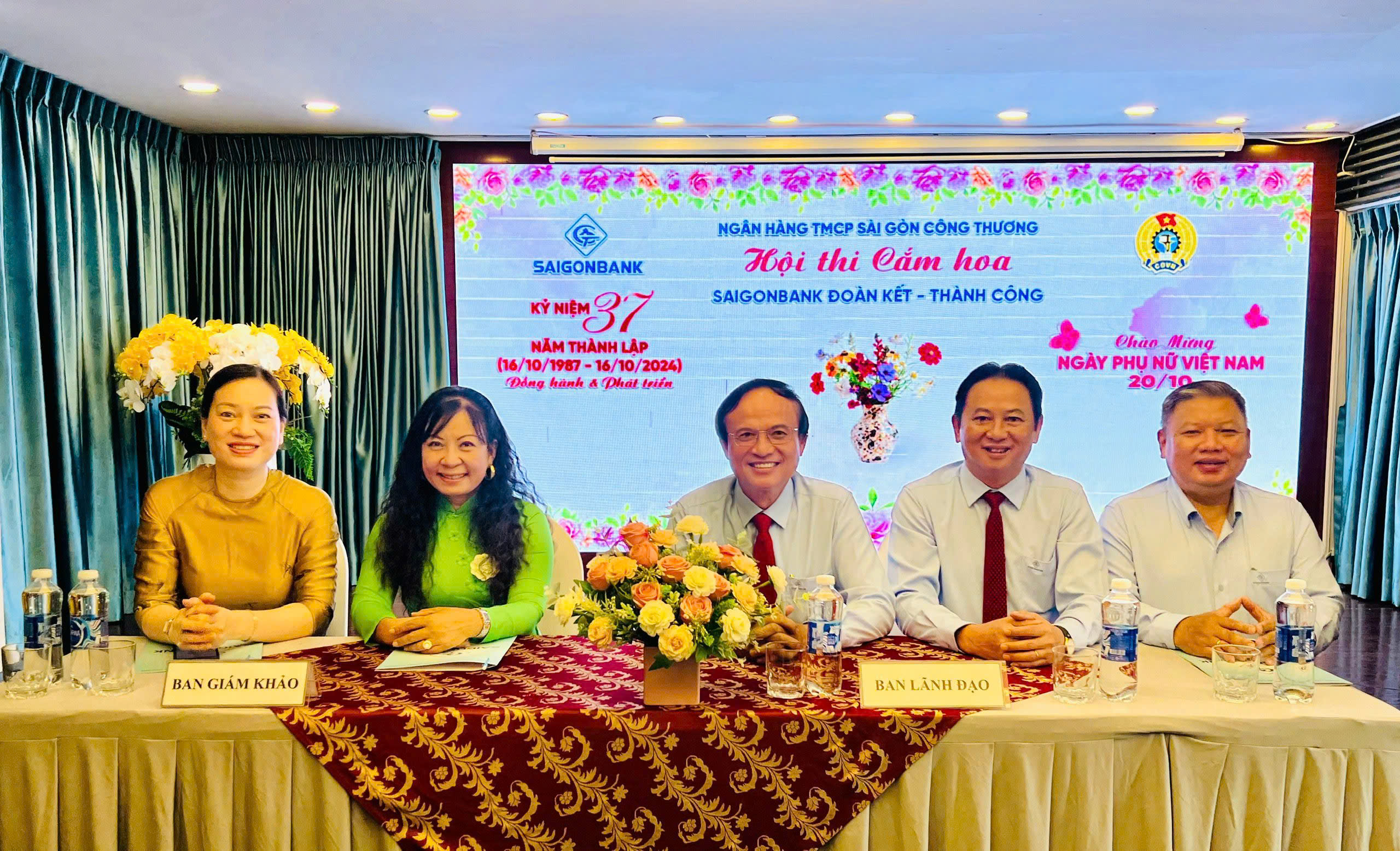 HỘI THI CẮM HOA SAIGONBANK CHÀO MỪNG 37 NĂM THÀNH LẬP VÀ NGÀY PHỤ NỮ VN 20/10