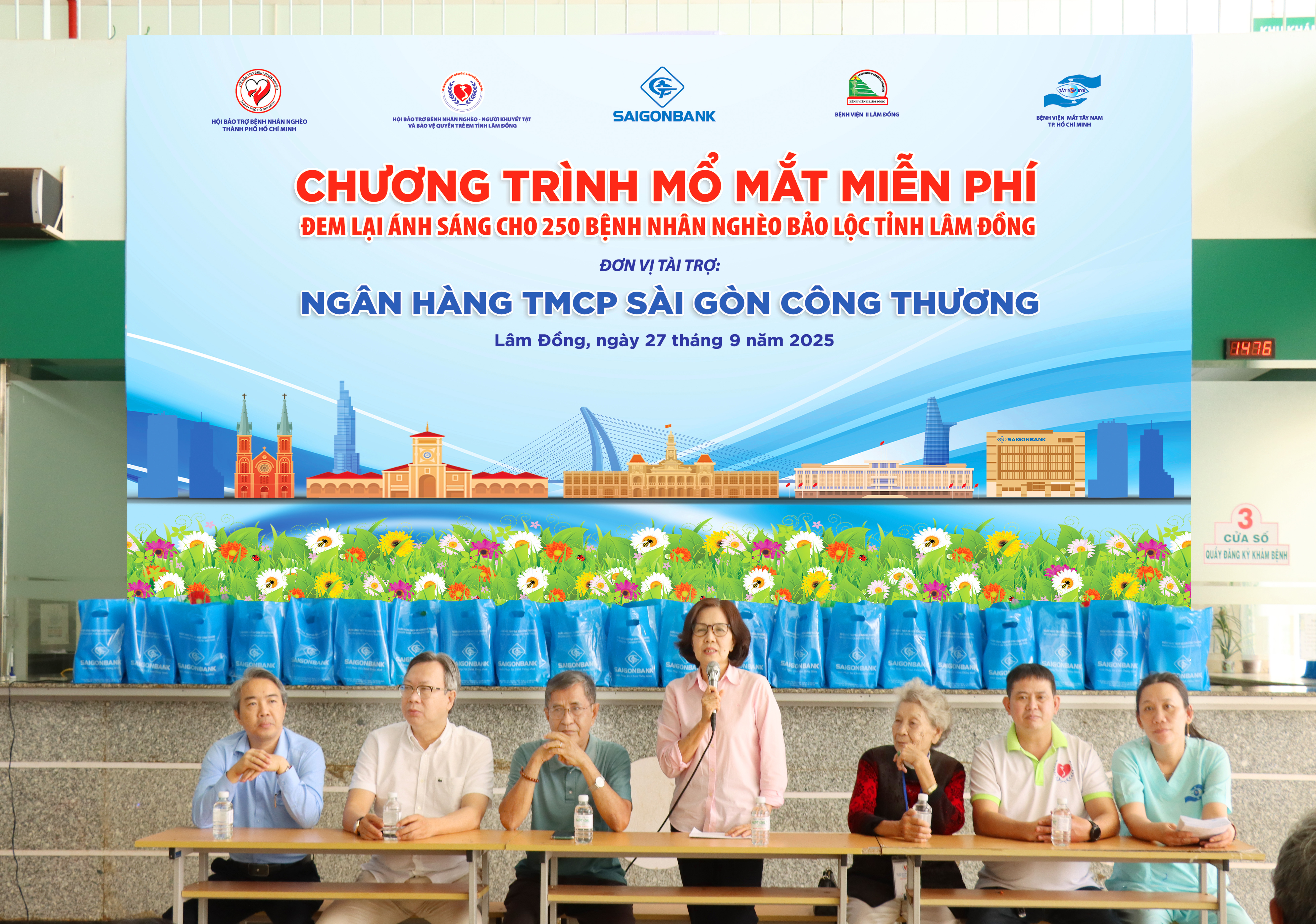 SAIGONBANK TÀI TRỢ 250 CA MỔ MẮT CHO BỆNH NHÂN NGHÈO TẠI BẢO LỘC, LÂM ĐỒNG